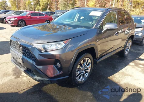 2021 Toyota Rav4 Xle Premium из США, поврежденный, VIN 2T3C1RFV1MC109068
